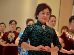 梁清华：让旗袍承载着时代的发展与文